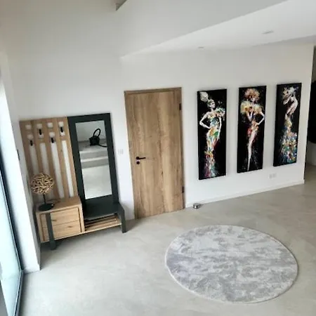 Villa ヴィラ Furdenheim